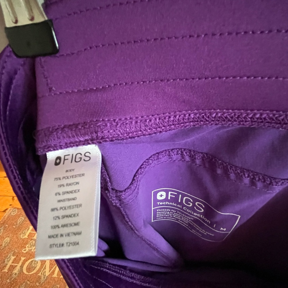 Figs LIMITED EDITION Ultra Violet Kade Cargo Scrub Pants, Medium